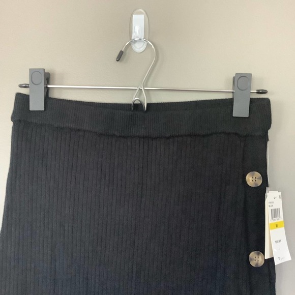 Hippie Rose Button Sweater Skirt - Picture 5 of 7